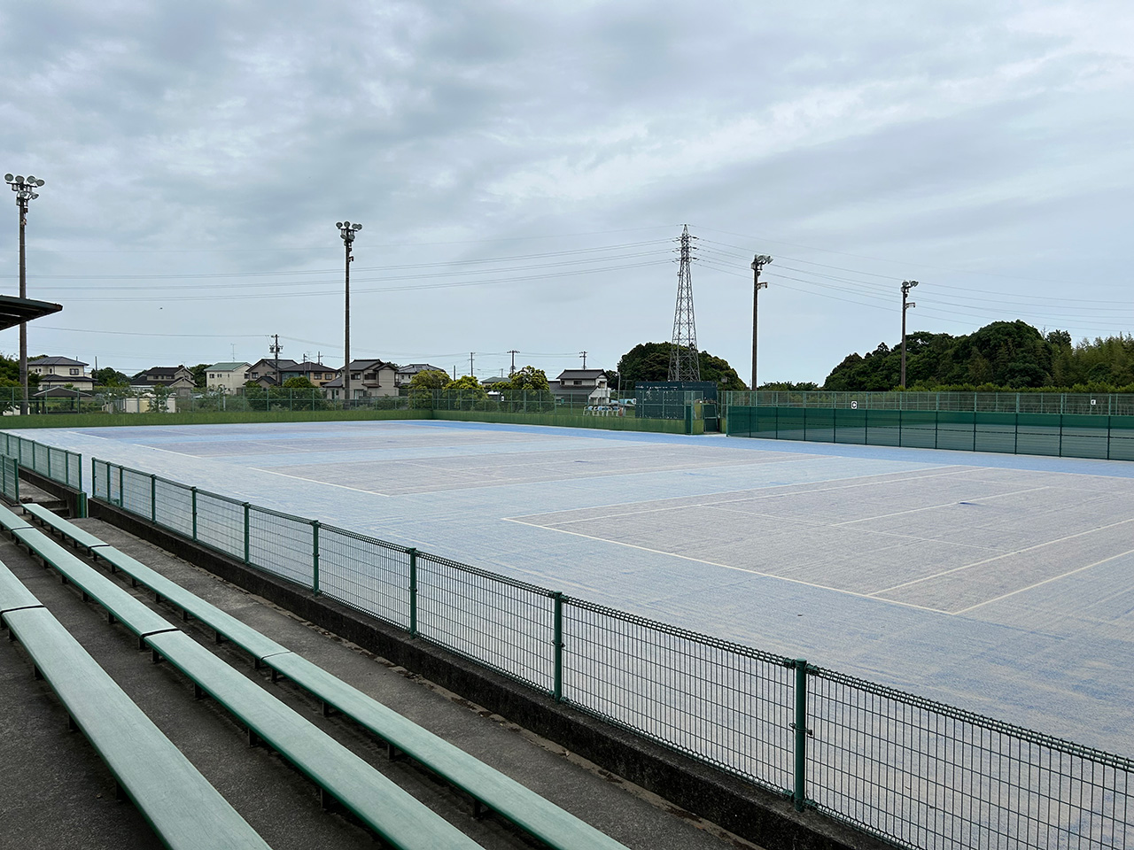 明神池テニスコート