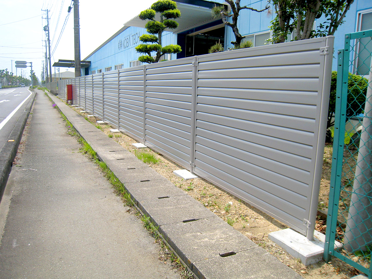 目隠しフェンス