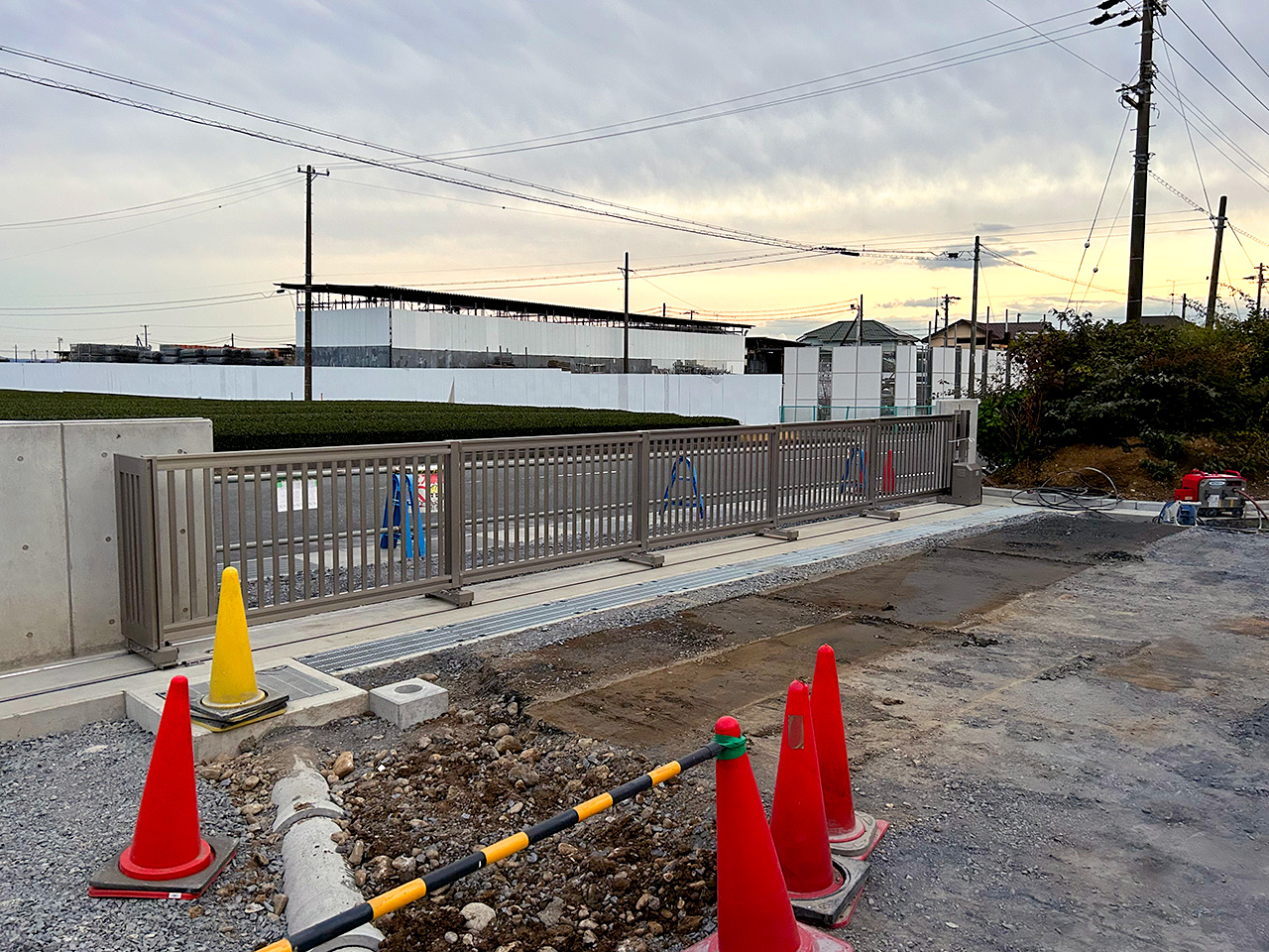 大型引戸（電動式）