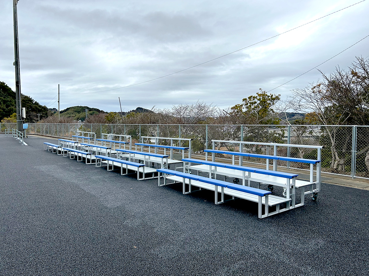 仮設移動式スタンド（相良総合運動公園）